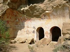 Cuevas con murales en el Monasterio de Udabno