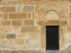 Puerta de acceso al alminar de la Gran mezquita de Sidi Uqba