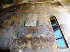 Murals a la façana de l'Església de l'Assumpció, Vardzia