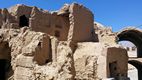 Ruinas de la vieja ciudad de adobe de Kharanaq
