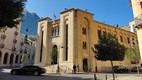 Edificio del Parlamento, Place Etoile