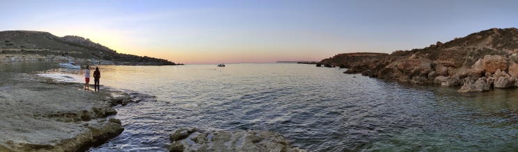 Gnejna Bay Beach