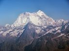 Monte Melungtse desde el Mountain Flight