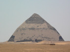 Pirámide Doblada de Snefru