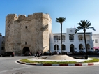 Puerta de Skifa el Kahla y el Musée de Mahdia
