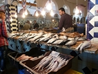 Mercado de abastos bajo la puerta de Bab el-Jedid, Sousse