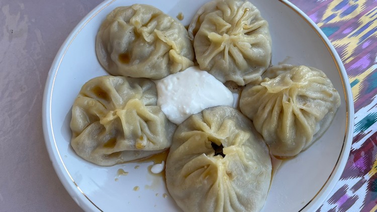 Manti, empanadillas al vapor rellenas