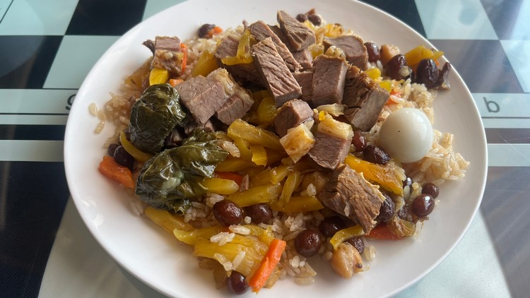 Oshi sofi (plov versión Bukhara)